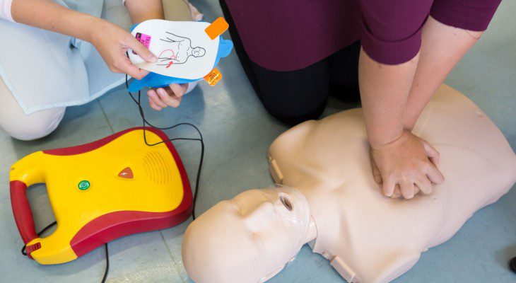 Sudden cardiac arrest: Common mistakes in school AED programs